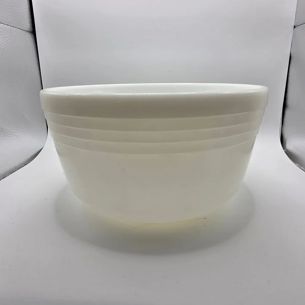 Vintage Pyrex Hamilton Beach White Milk Glass Mixing Bowl Triple Banded Rim USA